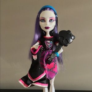 Monster High Ghoul Spirit Spectra Vondergeist Doll